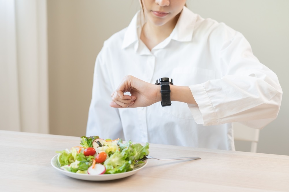 Διαλειμματική Δίαιτα - Διαλειμματική Νηστεία: Τι τρώω και πότε τρώω για να χάσω κιλά;