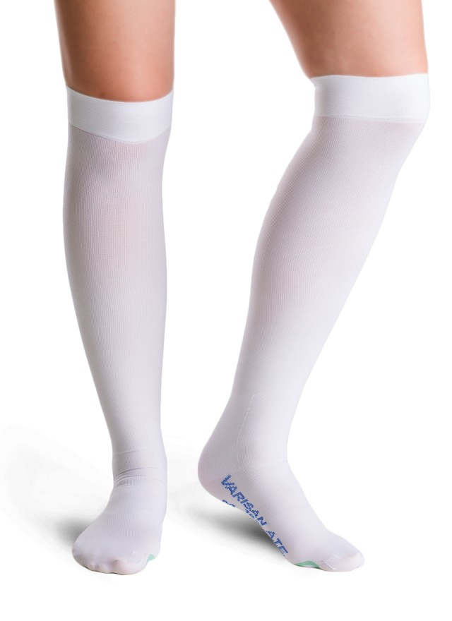 Varisan A.T.E (AD) Αντιθρομβωτικές Κάλτσες Κάτω Γόνατος 18mmHg Μέγεθος:S Λευκό 1 Ζευγάρι