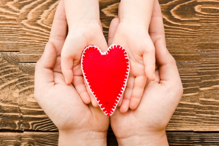 Συγγενείς καρδιοπάθειες: Πώς εντοπίζονται & πώς βοηθά η φυσικοθεραπεία;