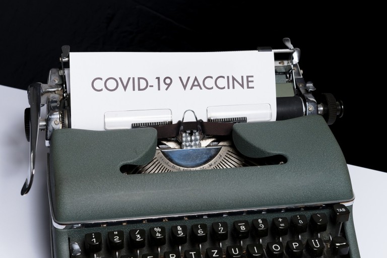 Όχι στην παραπληροφόρηση για το εμβόλιο COVID-19